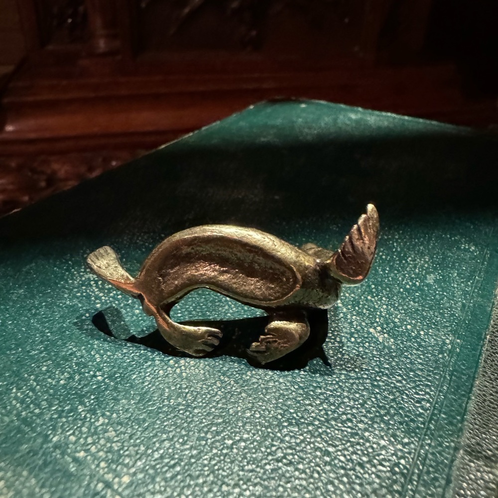 Solid Brass Sea Lion Vintage-style Sculpture Desk Decor - Picture 8 of 9